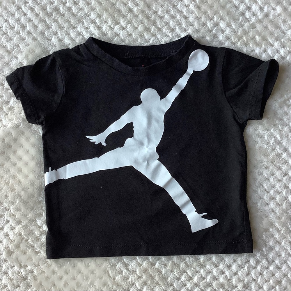 Jordan Black and White Short Sleeve Tee with Basketball Graphic 12M 12 Months